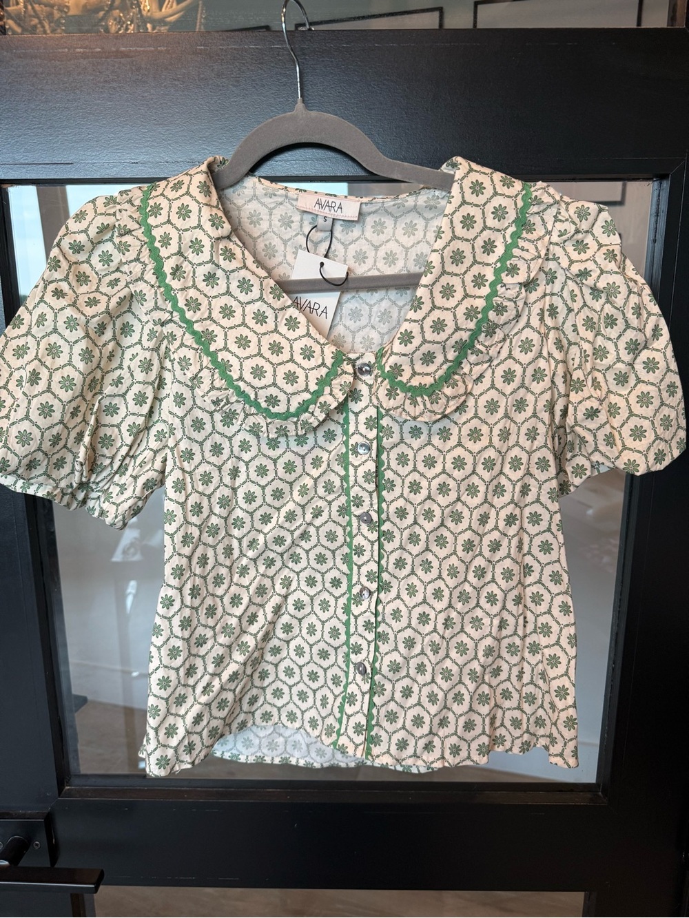 Avra Green Floral Peter Pan Collar Blouse
